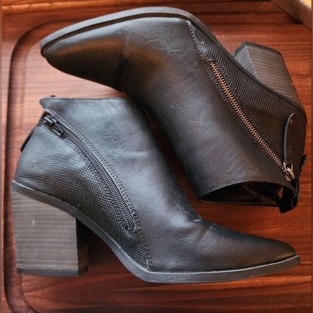 Universal Thread Black Side Zip Ankle Bootie - image 4